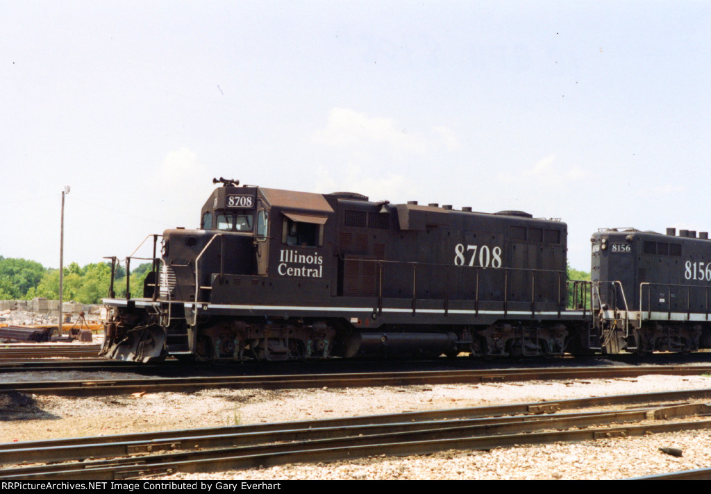 IC GP11 #8708 - Illinois Central